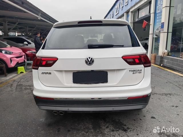 Volkswagen Tiguan 2.0 AMT, 2021, 38 600 км