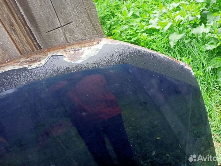 Продам капот от Фольксваген амарок