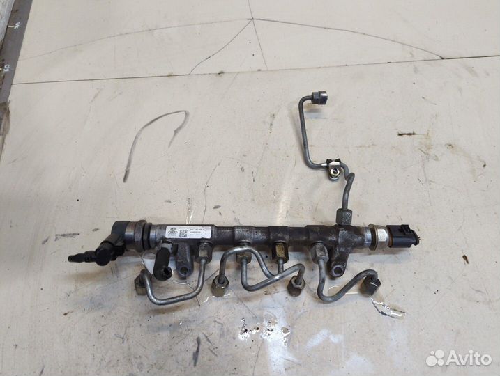 Рампа топливная Volkswagen Tiguan