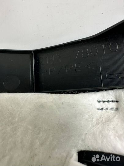 Обшивка стойки передняя правая нижняя Lexus NX