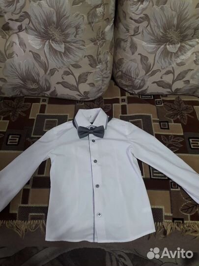 Рубашка белая