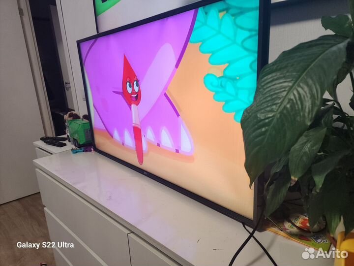 Телевизор 43 дюйма LG