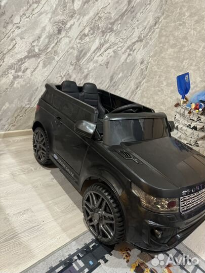 Детский электромобиль