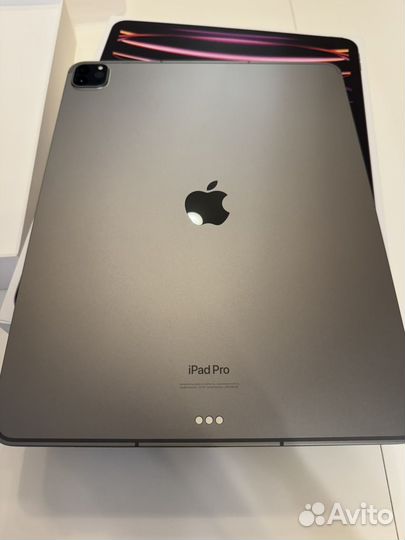 iPad Pro 12.9 (6th Gen) 128 Lte NEW