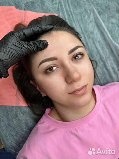 Модель на перманентный макияж