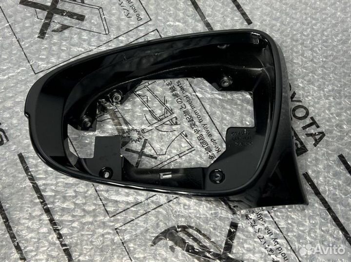 Рамка зеркала левая Lexus Gs 2012-2017