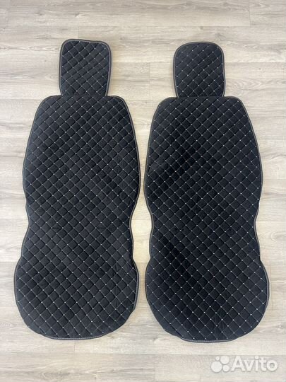 Нове авточехлы комплект