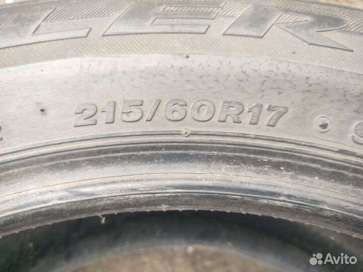 Bridgestone Dueler H/P 215/60 R17