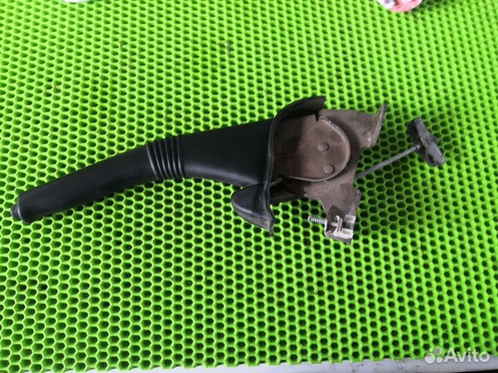 Ручник Рено Логан, Лада Ларгус