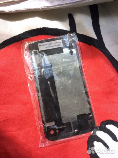 Задняя крышка на iPhone 4S