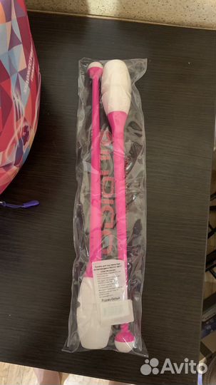 Булавы гимнастические