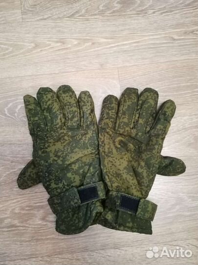 Зимние военные перчатки