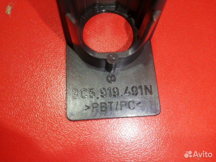 Кронштейн датчика парковки Volkswagen Passat 3C2