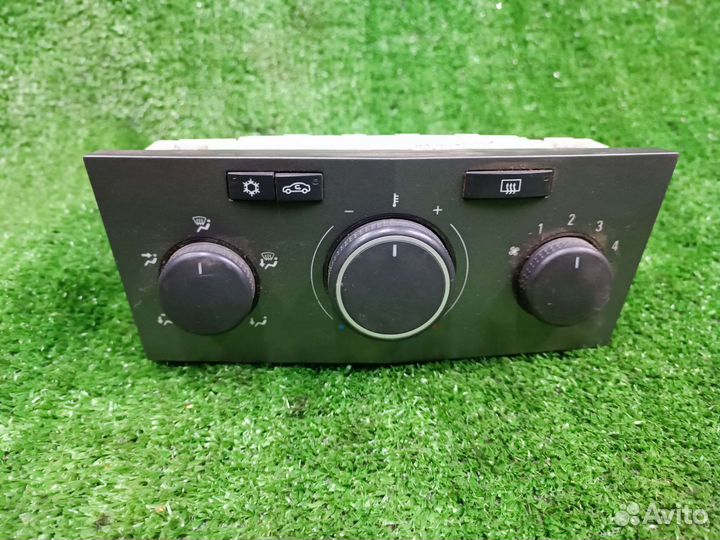 Блок управления печкой Опель Астра Н