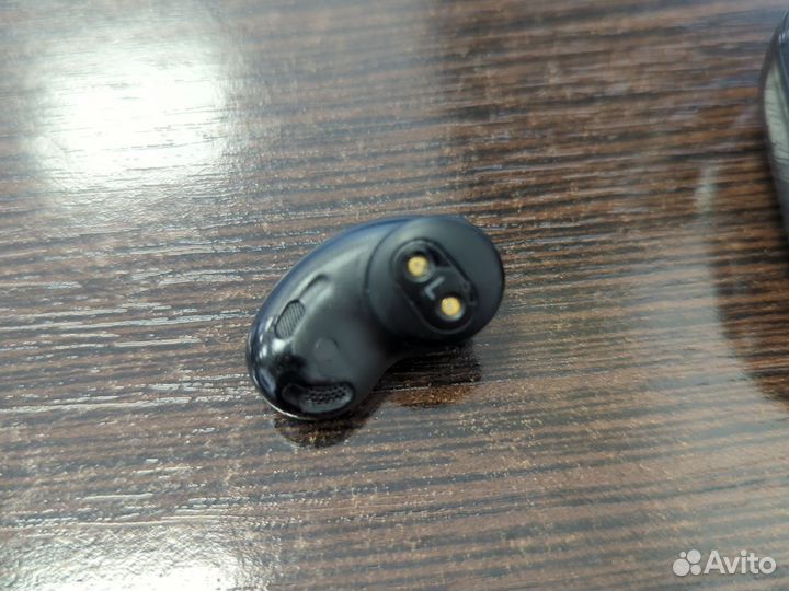Наушник левый + кейс samsung galaxy buds live ориг