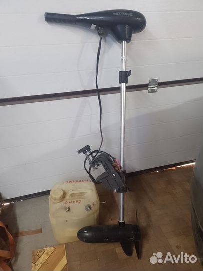 Лодочный электромотор