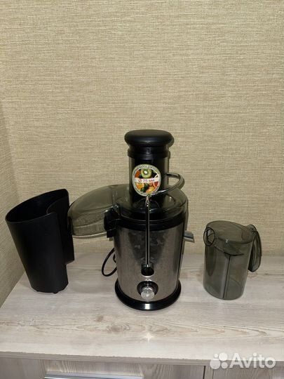 Соковыжималка Polaris PEA 1125AL Cristal