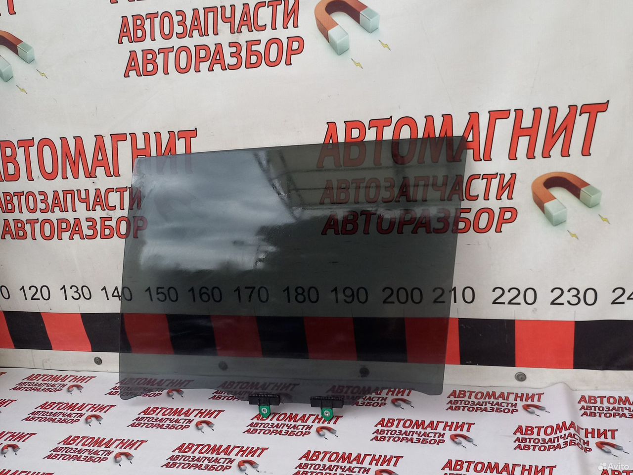 Стекло заднее левое Тойота Рав 4 50 18-24г