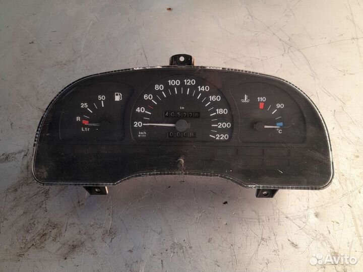 Щиток приборов Opel astra f 1.4