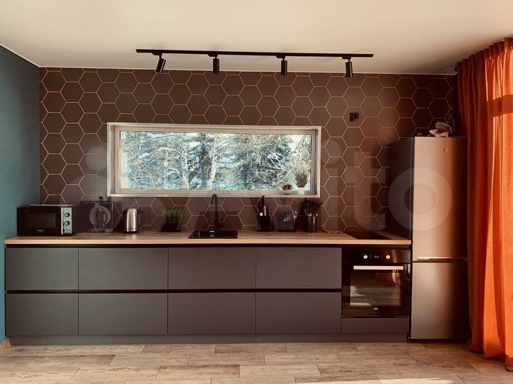 Коттедж 140 м² на участке 12 сот.