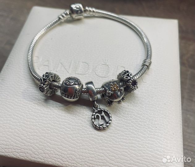 Pandora браслет и шармы