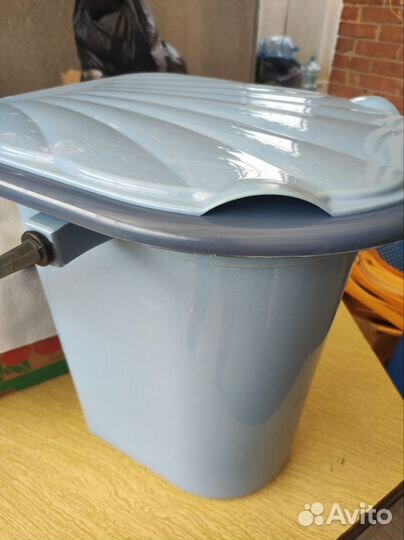 Ведро санитарное