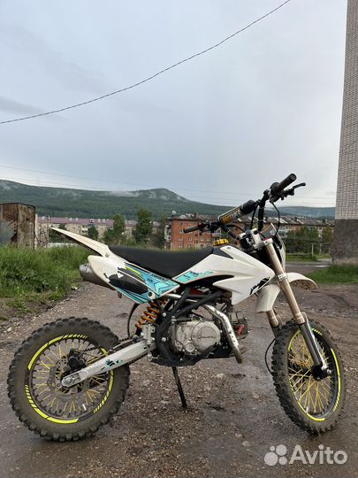 Питбайк Regulmoto Seven Medalist 125E