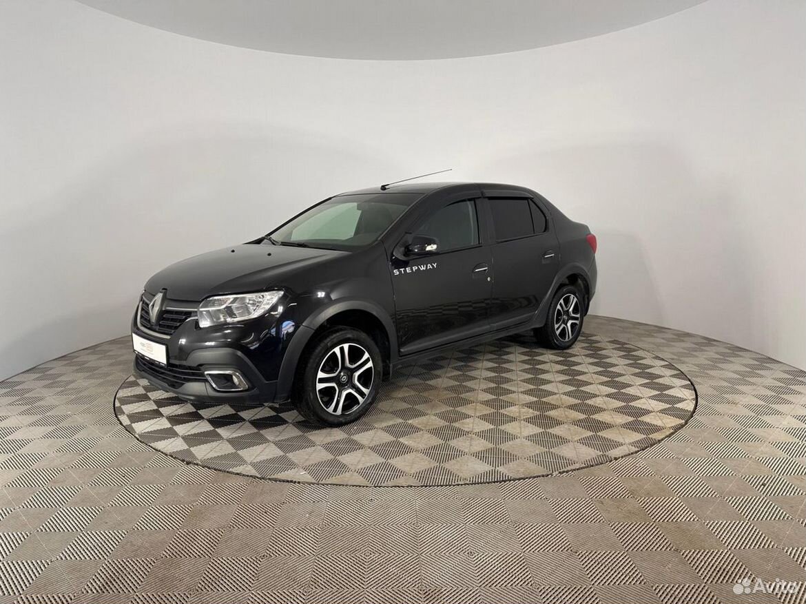 Renault Logan Stepway 1.6 CVT, 2019, 97 368 км