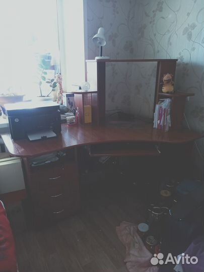 Компьютерный стол