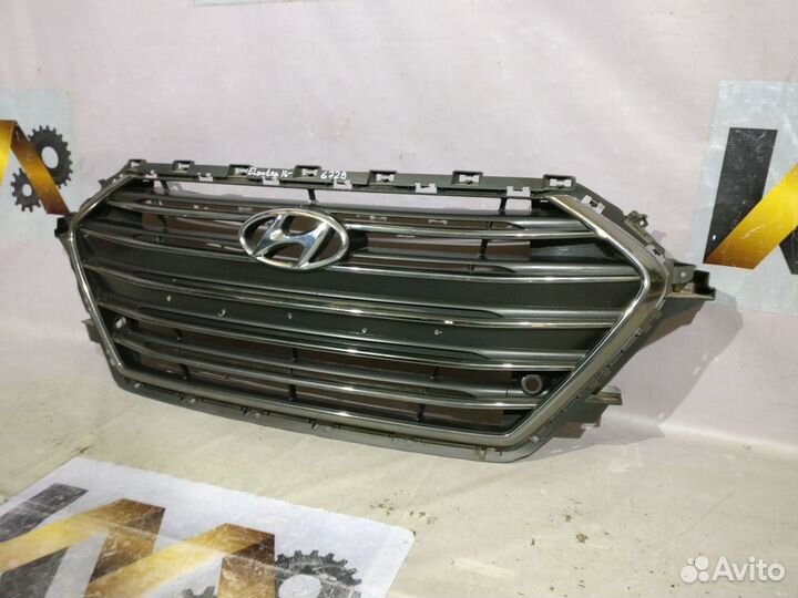 Hyundai Elantra 2016-Решетка Радиатора Бу оригинал