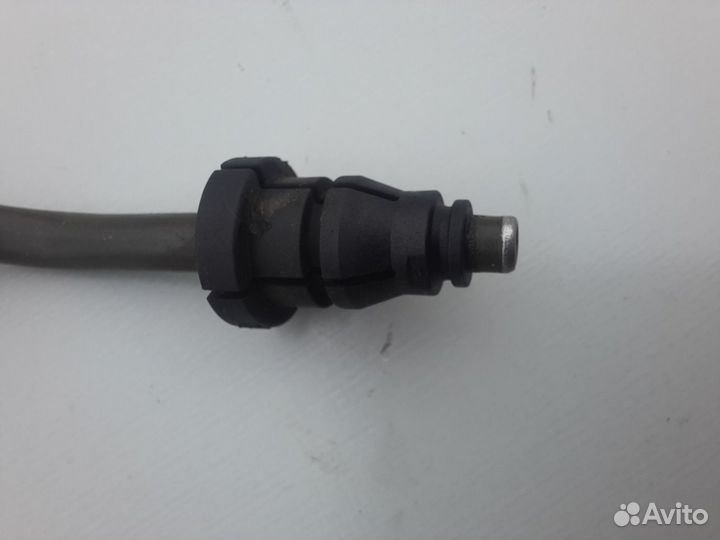 Трубка цилиндра сцепления Шкода Фабия