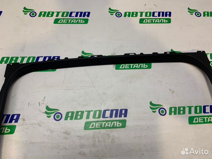 Накладка двери стекла задняя правая Ford Galaxy