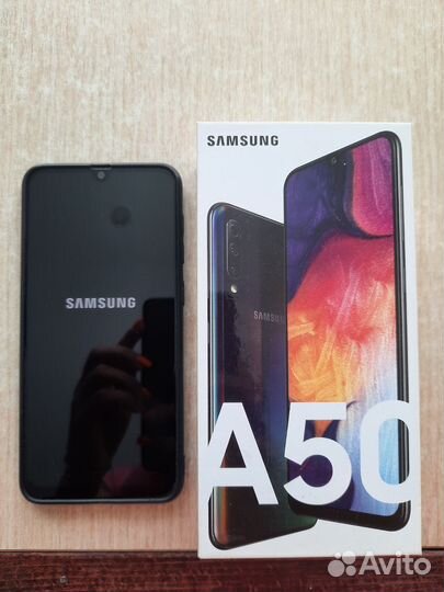 Samsung Galaxy A50, 6/64 ГБ