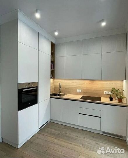 Встроенная кухня на заказ