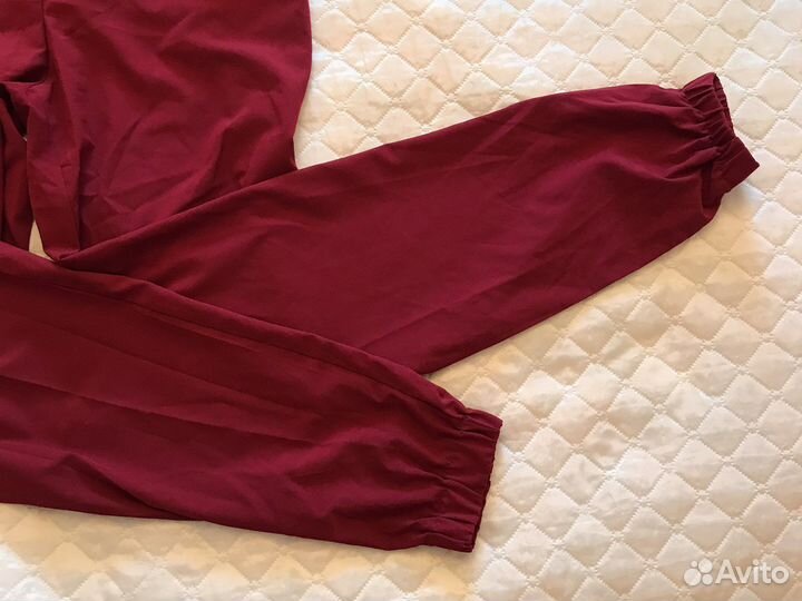 Комбинезон с открытыми плечами 42 размер