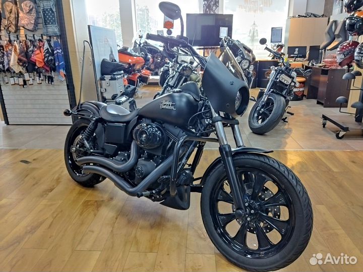 Harley-Davidson Dyna Street Bob 103