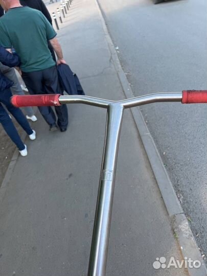 Продам руль от трюкового самоката титановый lucky