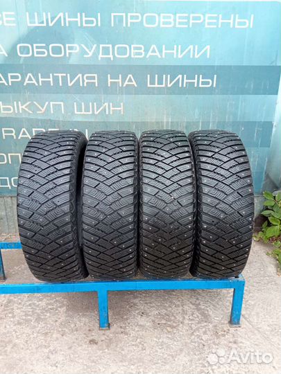 Goodyear Ultragrip Ice Arctic 215/65 R16 98T