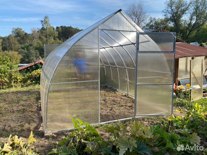 Теплица из поликарбоната e-1841