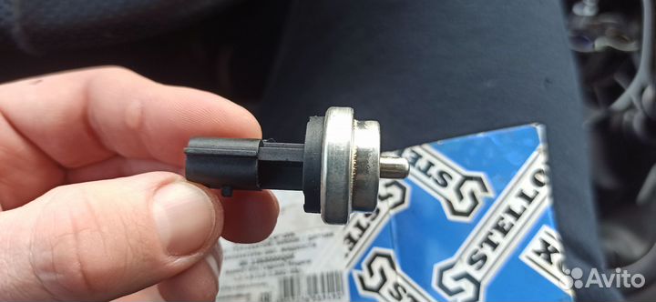 Датчик температуры охлаждающей жидкости