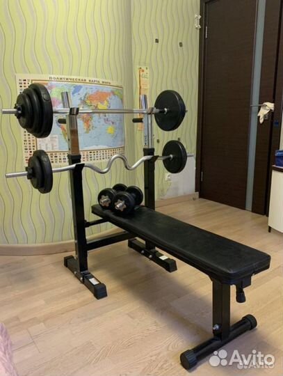 Скамья для жима со стойками, штангой, гантелями
