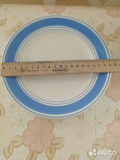 Тарелка плоская