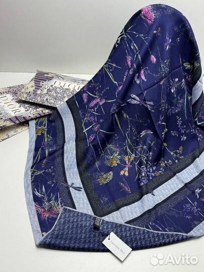 Новые женские платки Christian Dior