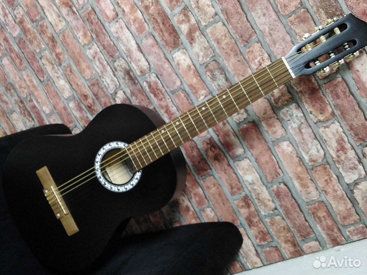 Гитара новая классическая белая для обучения
