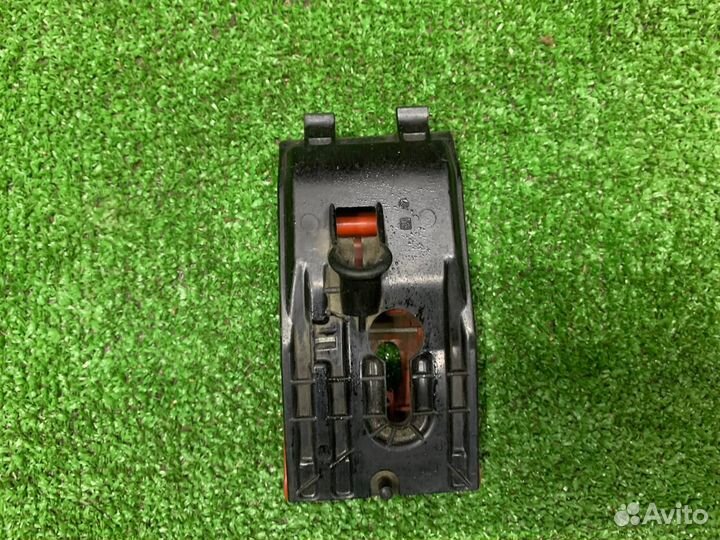 Ручка открывания капота Mercedes-Benz E W124