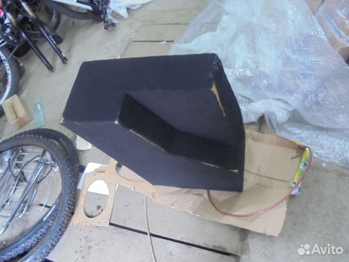 Автомобильный сабвуфер JBL 12'' 1100 вт