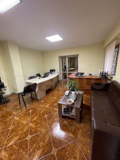 Сдам мебелированный офис в центре города 80 м2