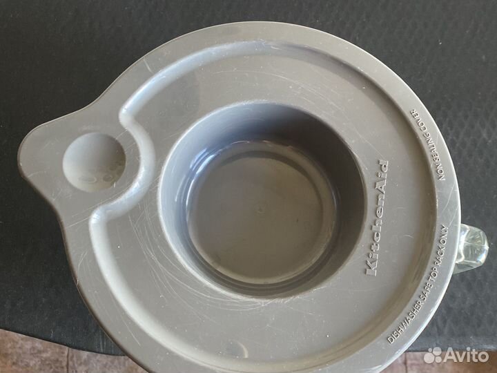 Чаша стеклянная с крышкой от KitchenAid