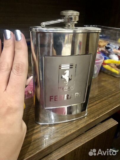 Фляжка Ferrari