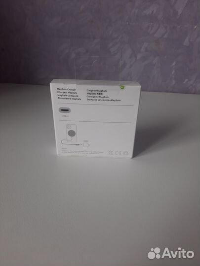 Беспроводная магнитная зарядка для iPhone MagSafe